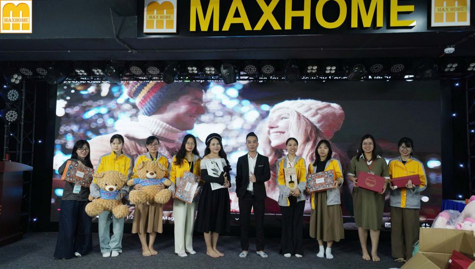 maxhome-ron-rang-chao-don-giang-sinh-2024-gan-ket-yeu-thuong-14