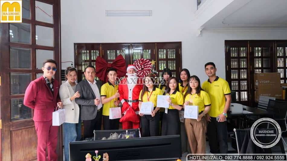 https://maxhomegroup.vn/wp-content/uploads/2025/01/cung-sep-tuan-kiem-tra-tien-do-thi-cong-tru-so-maxhome-can-tho-19.jpg