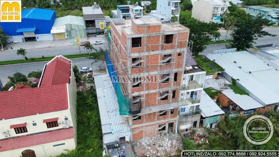 cung-sep-tuan-kiem-tra-tien-do-thi-cong-tru-so-maxhome-can-tho-8