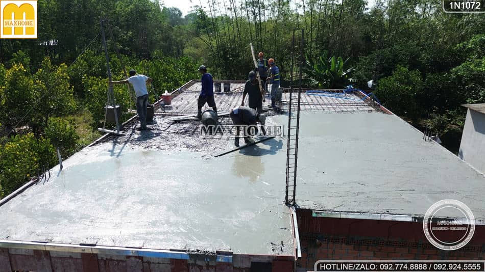 maxhome-giam-sat-qua-trinh-do-be-tong-nha-cap-4-mai-thai-tai-ho-chi-minh-mh04651-3