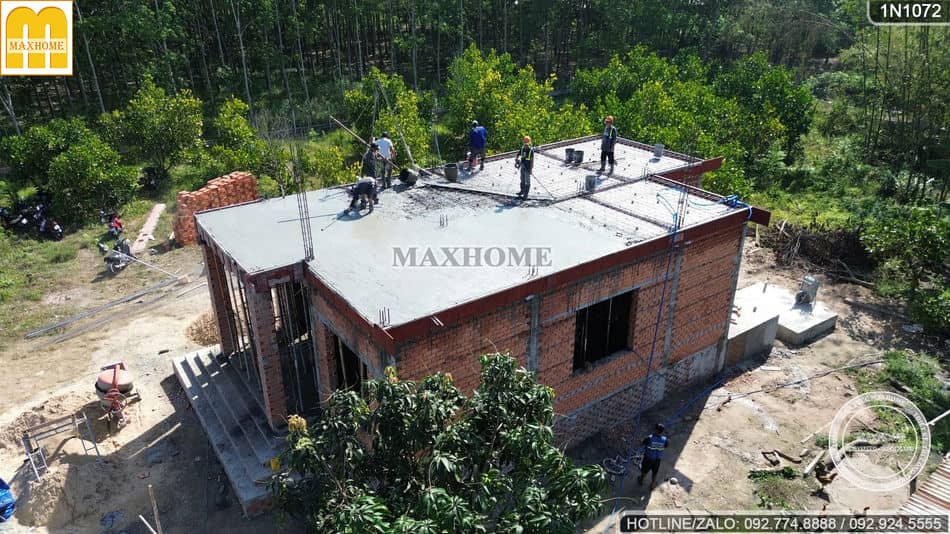 maxhome-giam-sat-qua-trinh-do-be-tong-nha-cap-4-mai-thai-tai-ho-chi-minh-mh04651-4