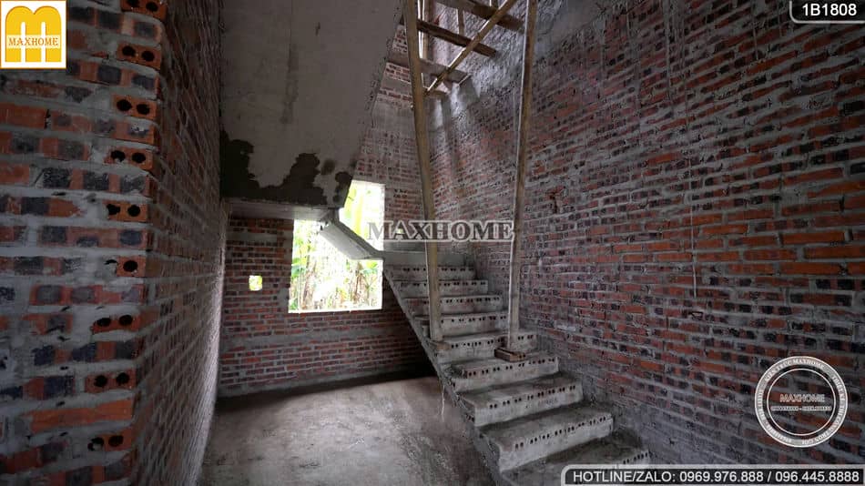 sep-tuan-cung-doi-ngu-giam-sat-kiem-tra-phan-tho-cong-trinh-nha-2-tang-mai-nhat-tai-thanh-hoa-mh04992-17
