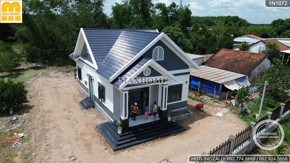 kiem-tra-ngoi-nha-cap-4-mai-thai-hien-dai-truoc-khi-ban-giao-cho-gia-chu-mh04651-7