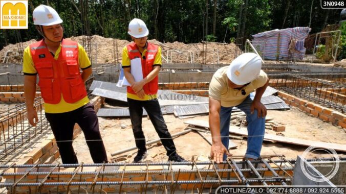 nghiem-thu-sat-mong-cong-trinh-nha-vuon-mai-thai-cua-maxhome-1