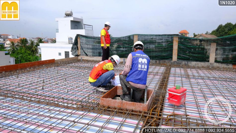 giam-sat-thi-cong-do-san-mai-nha-2-tang-1-ham-tai binh-duong-cung-maxhome-14