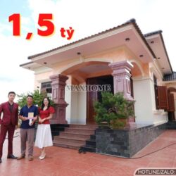 Nhà vườn tân cổ màu đỏ nổi bật do Maxhome thi công tại Đồng Nai