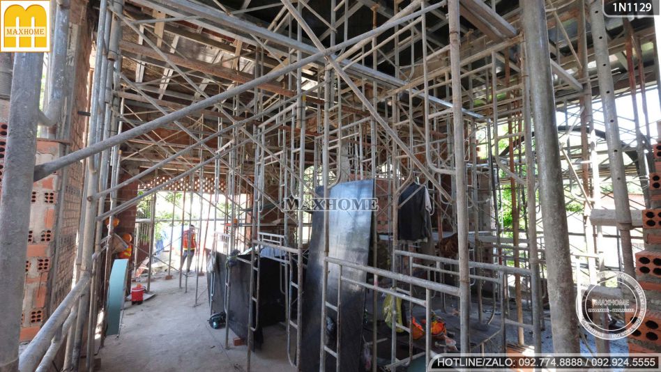 maxhome-kiem-tra-tung-chi-tiet-tai-nha-vuon-mai-nhat-dang-trong-giai-doan-hoan-thien-mh05299