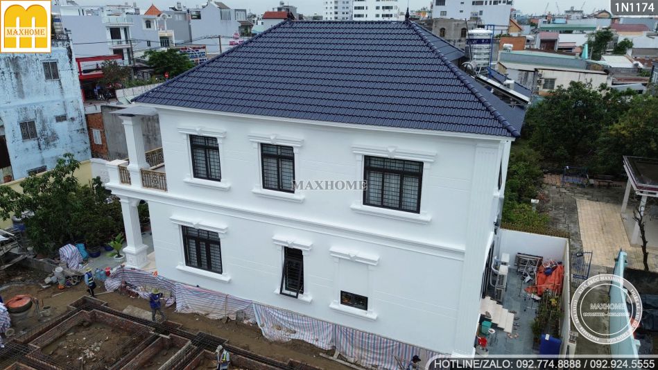 hoan-thien-mau-nha-2-tang-tan-co-dien-dang-cap-hoang-gia-giua-thanh-pho-5